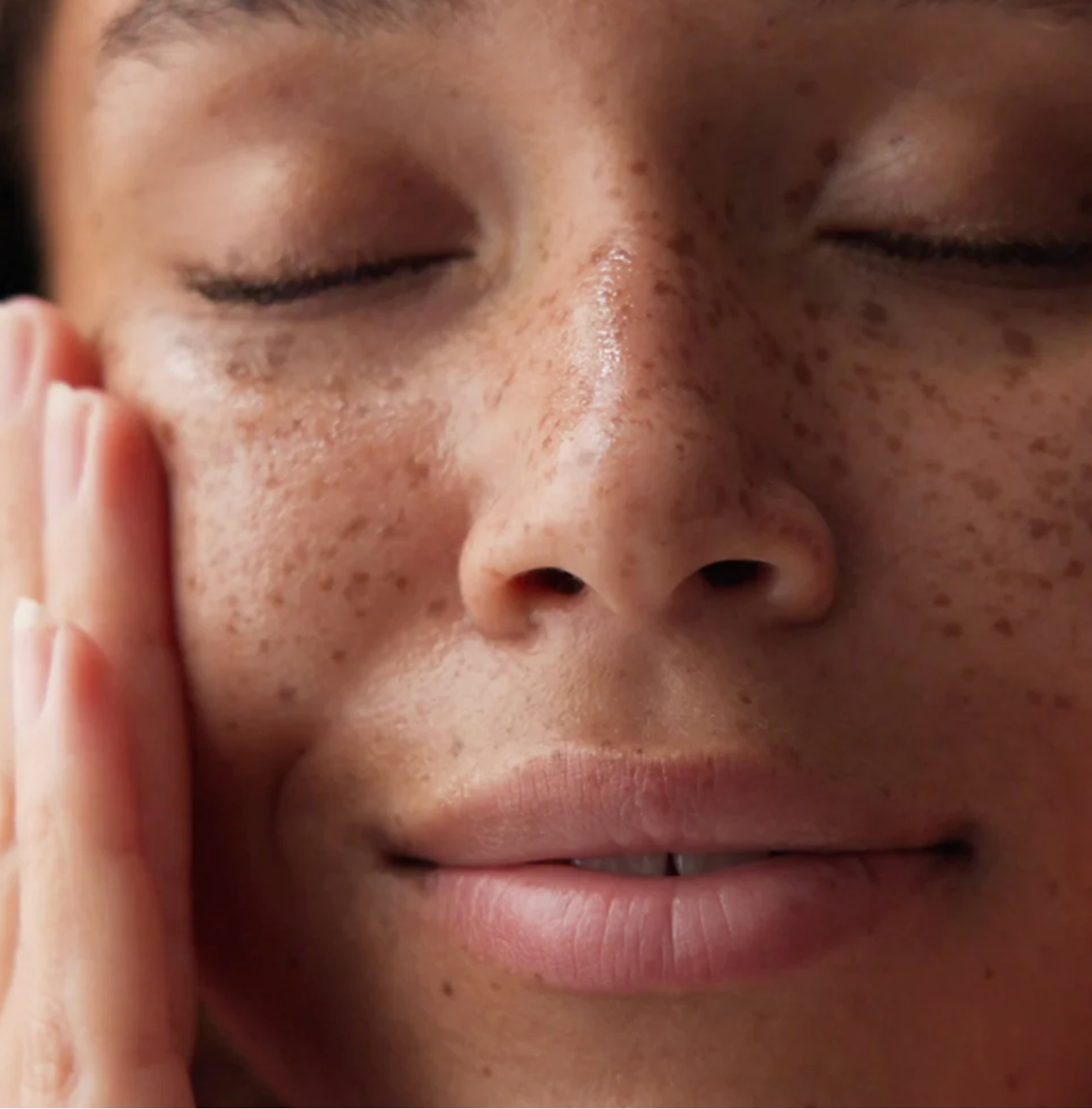 Bioelements DEWLUXE | Veido aliejus sausai odai