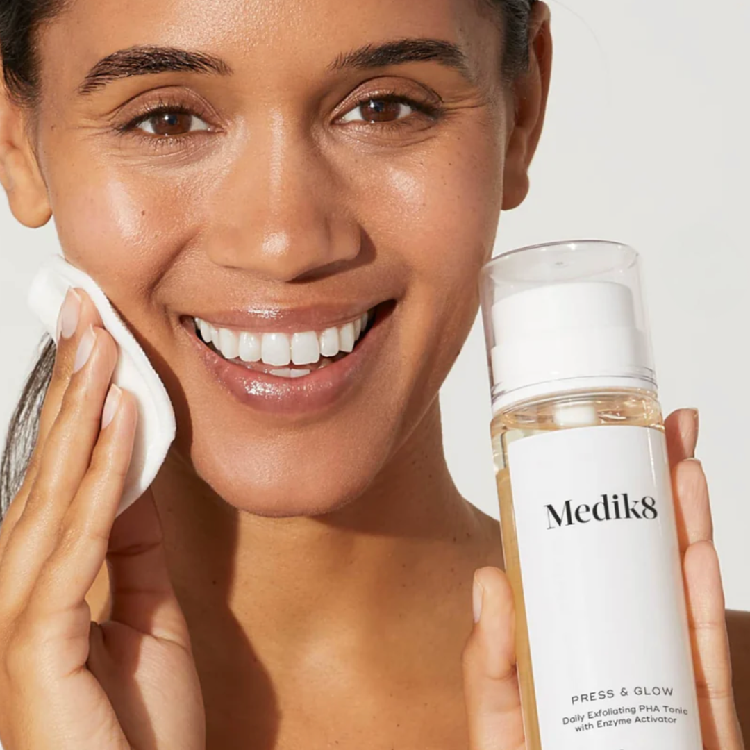 Medik8 PRESS&GLOW | Švelniai eksfolijuojantis tonikas