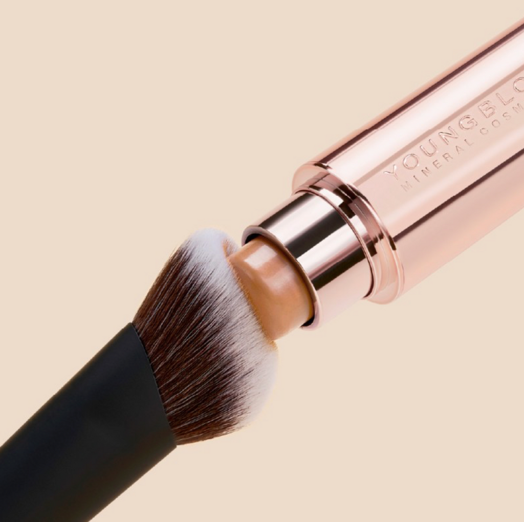 Youngblood CRÈME CONTOUR BRUSH YB15 | Kontūravimo šepetėlis