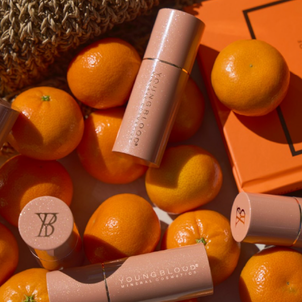 Youngblood PRO GLOW CRÈME HIGHLIGHTER STICK | Kreminė skaistinanti priemonė